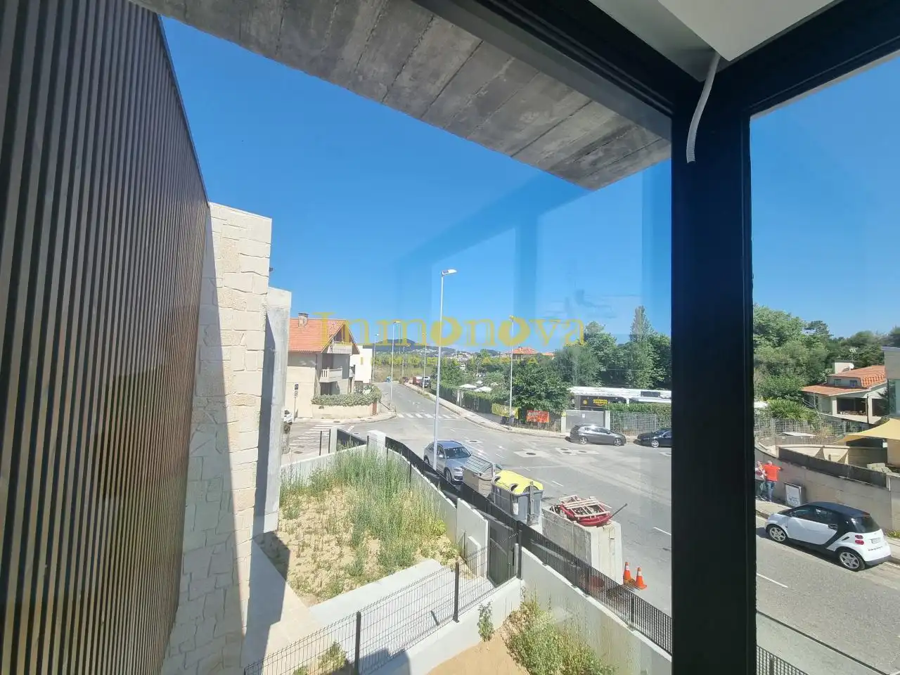 Vista exterior de Casa adosada en venta en Nigrán con Calefacción, Jardín privado y Terraza