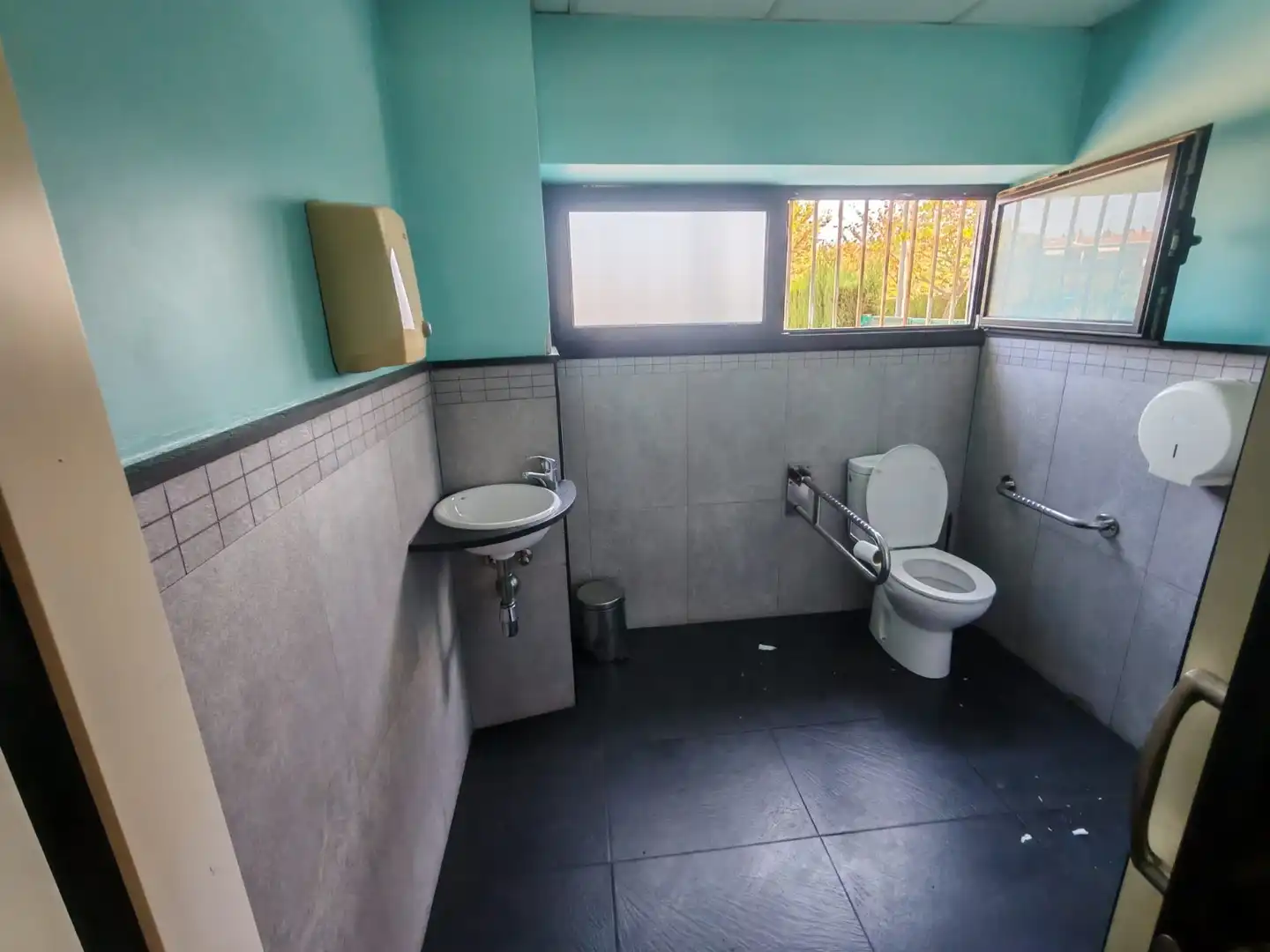 Local comercial en traspàs a Montornès del Vallès, imagen 14