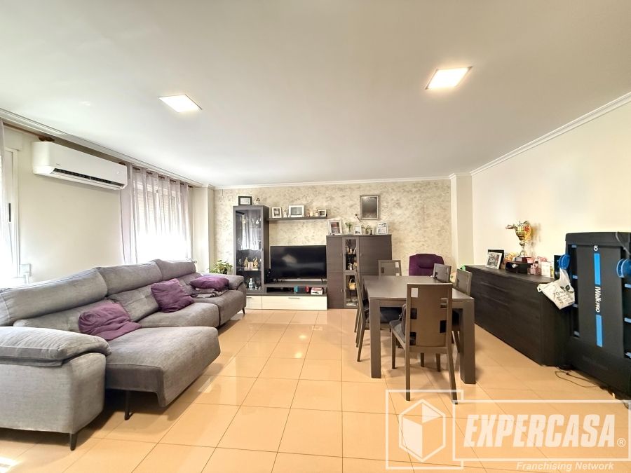 Sala d'estar de Pis en venda en Llíria amb Aire condicionat, Calefacció i Terrassa