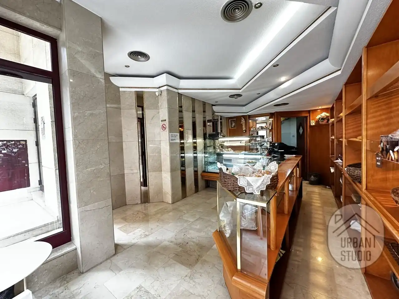 Local en venta en calle del Tucuman, Ensanche - Diputación