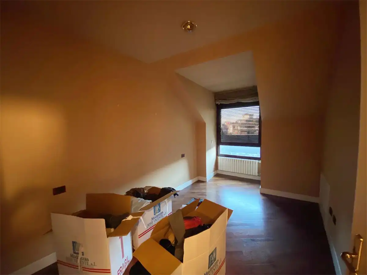 Piso en venta en Oviedo  con Calefacción