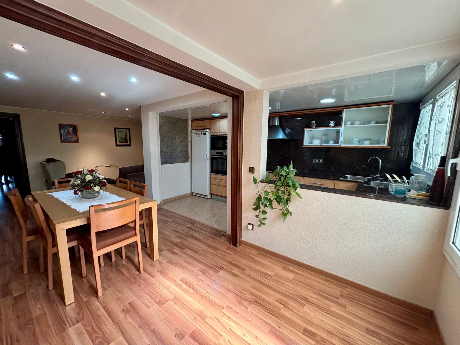 Single-family semi-detached for sale in Sant Esteve Sesrovires