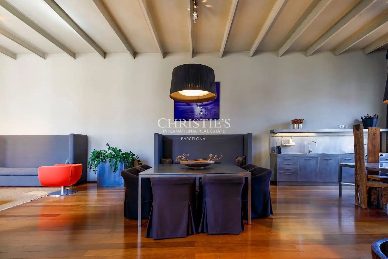 Esszimmer von Dachboden zur Miete in Eixample