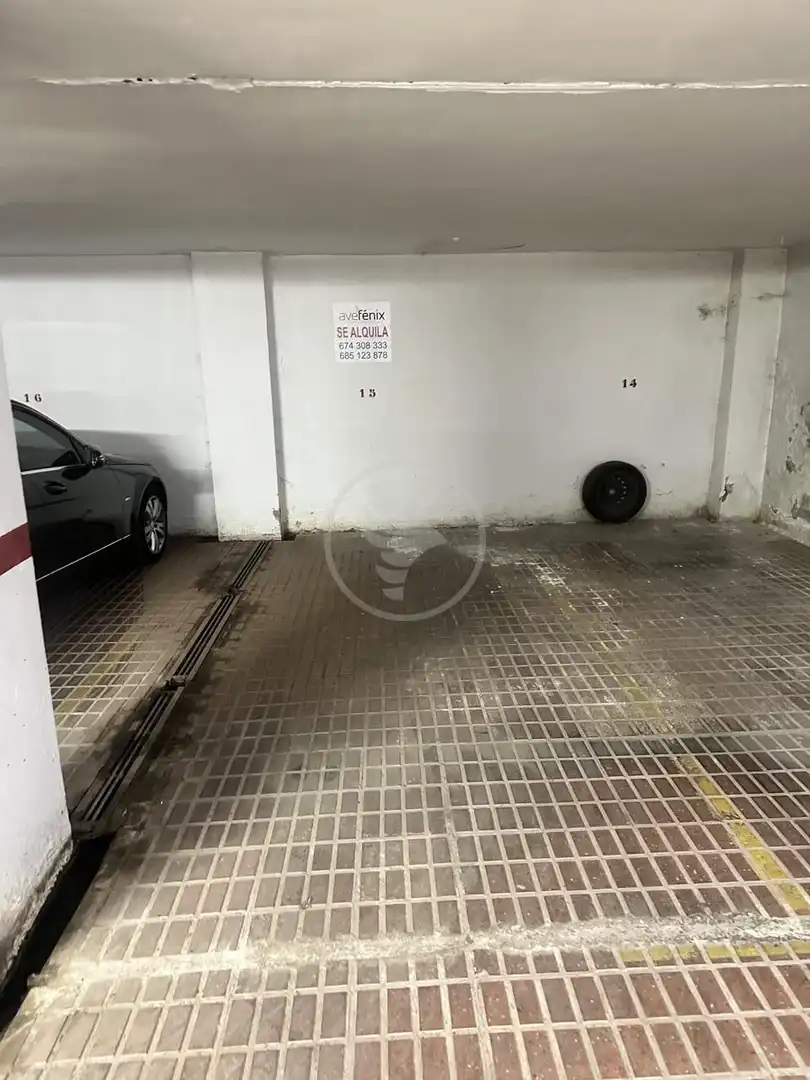 Parcheggio in affitto a Virgen De Linarejos