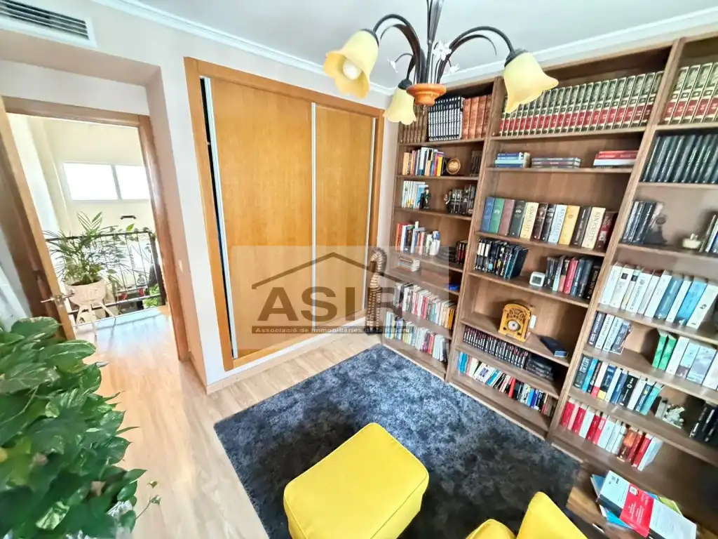 Habitación de Casa o chalet en venta en Alzira