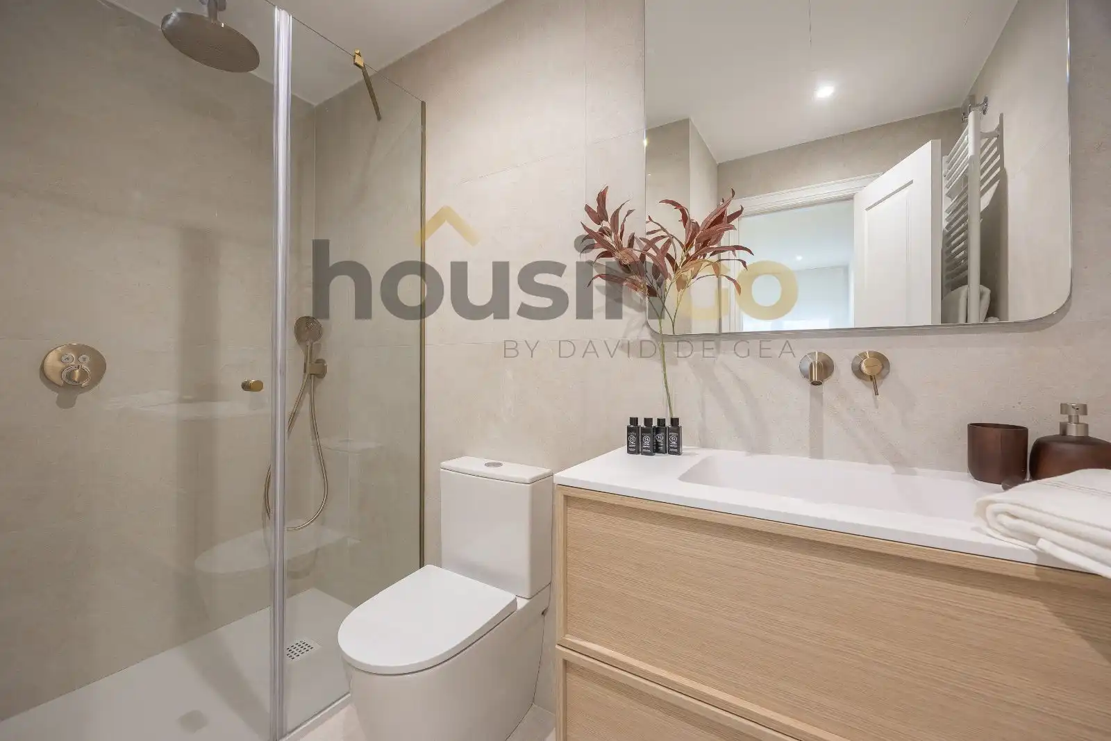Baño de Piso en venta en Madrid con Aire acondicionado, Calefacción y Trastero