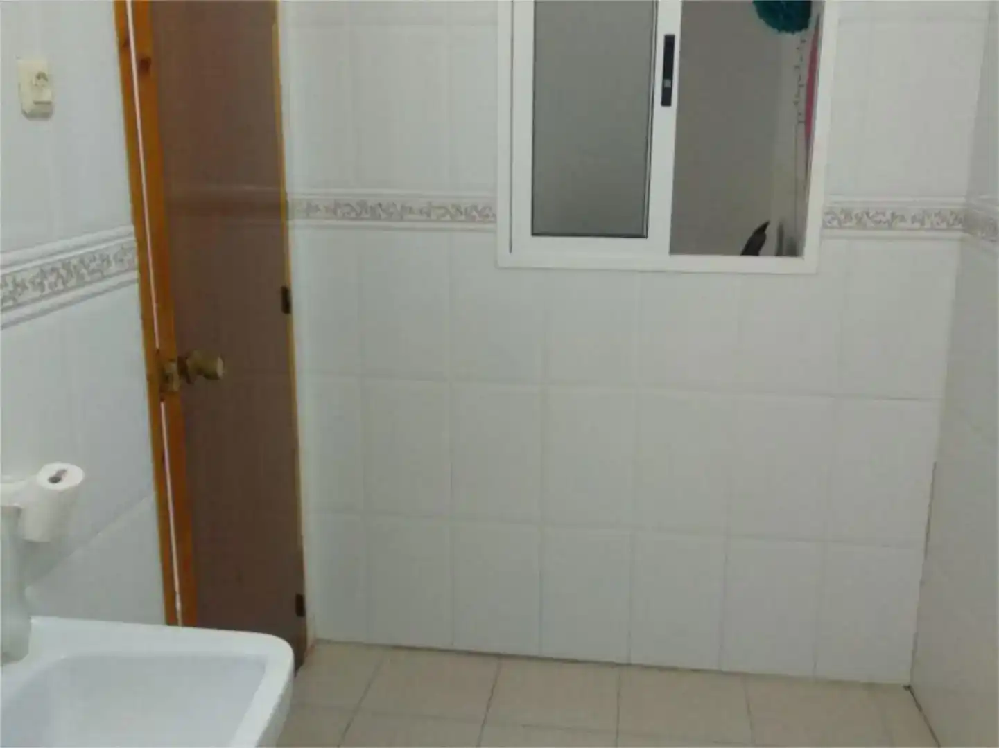 Bathroom of Flat for sale in El Provencio    with Storage room and Furnished