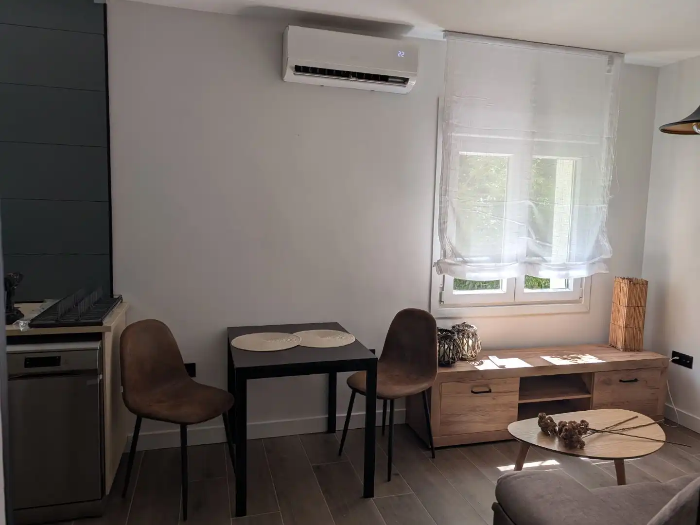 Menjador de Apartament de lloguer en Badajoz amb Aire condicionat, Parquet i Moblat