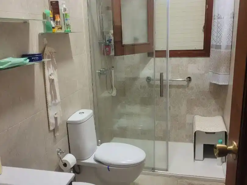 Baño de Casa o chalet en venta en Sarreaus con Jardín privado, Amueblado y Balcón