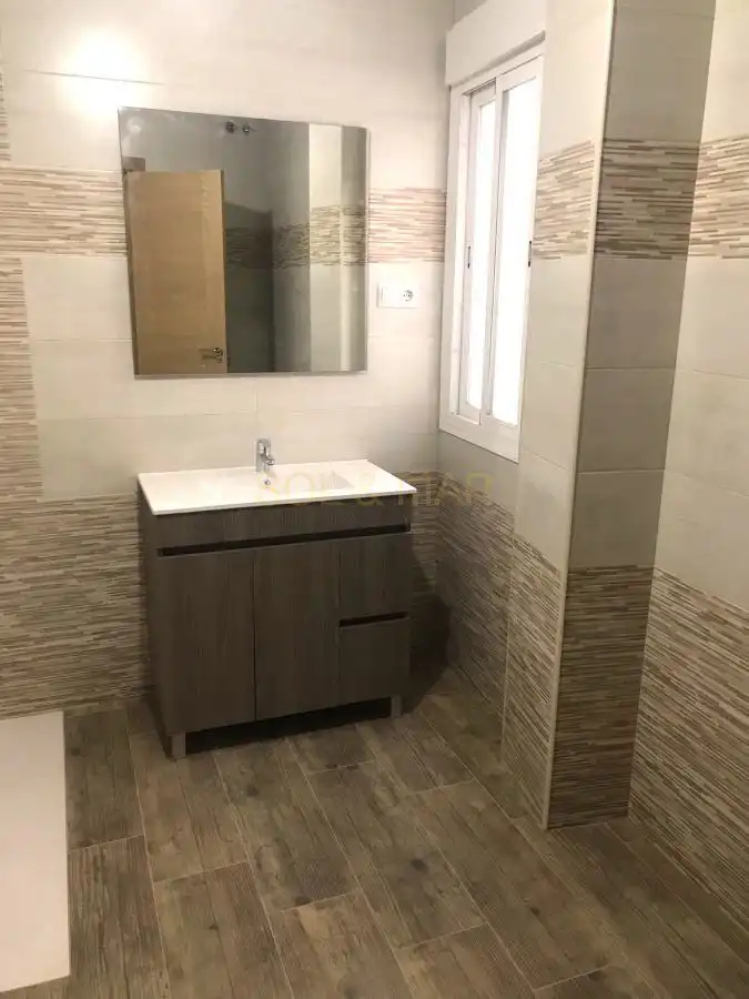 Bathroom of Flat for sale in Fuencaliente