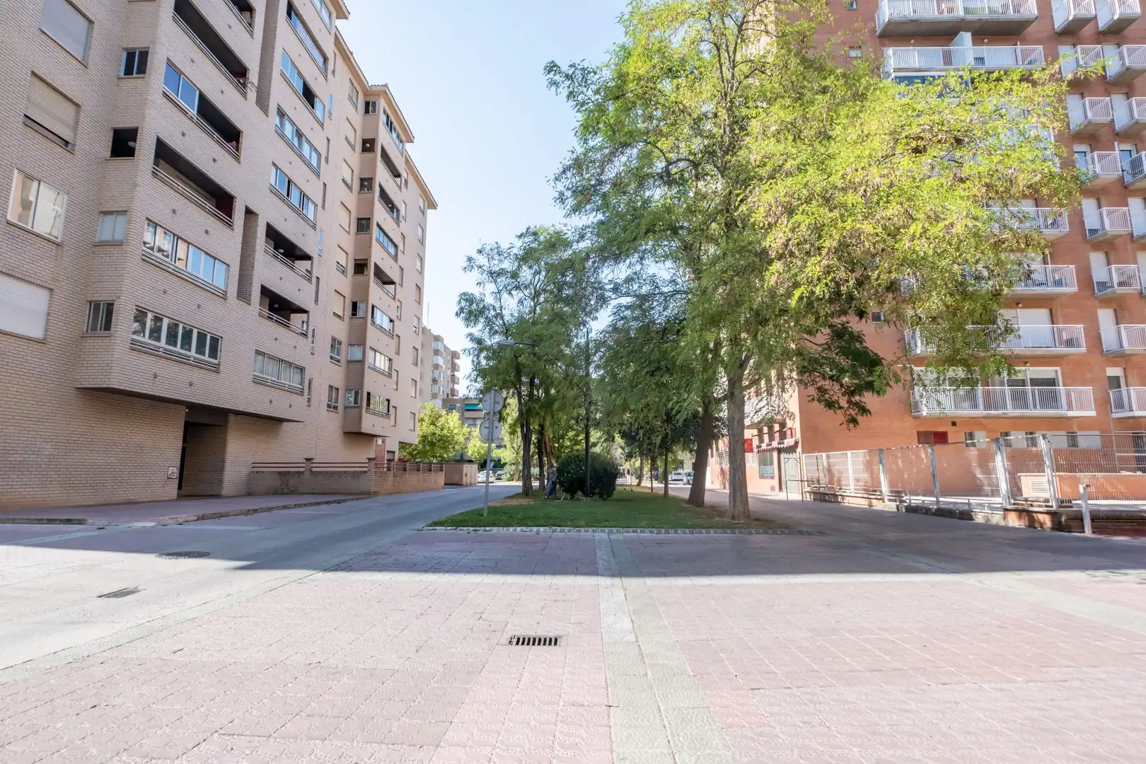 Vista exterior de Piso en venta en Zaragoza con Aire acondicionado y Terraza