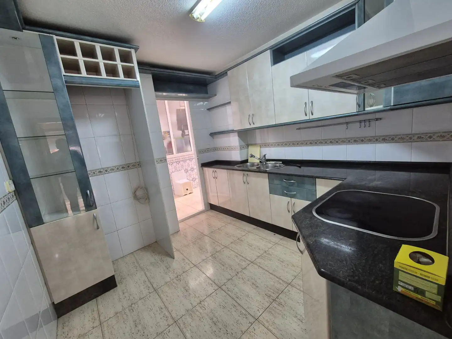 Cocina de Piso en venta en Murcia con Trastero y Balcón