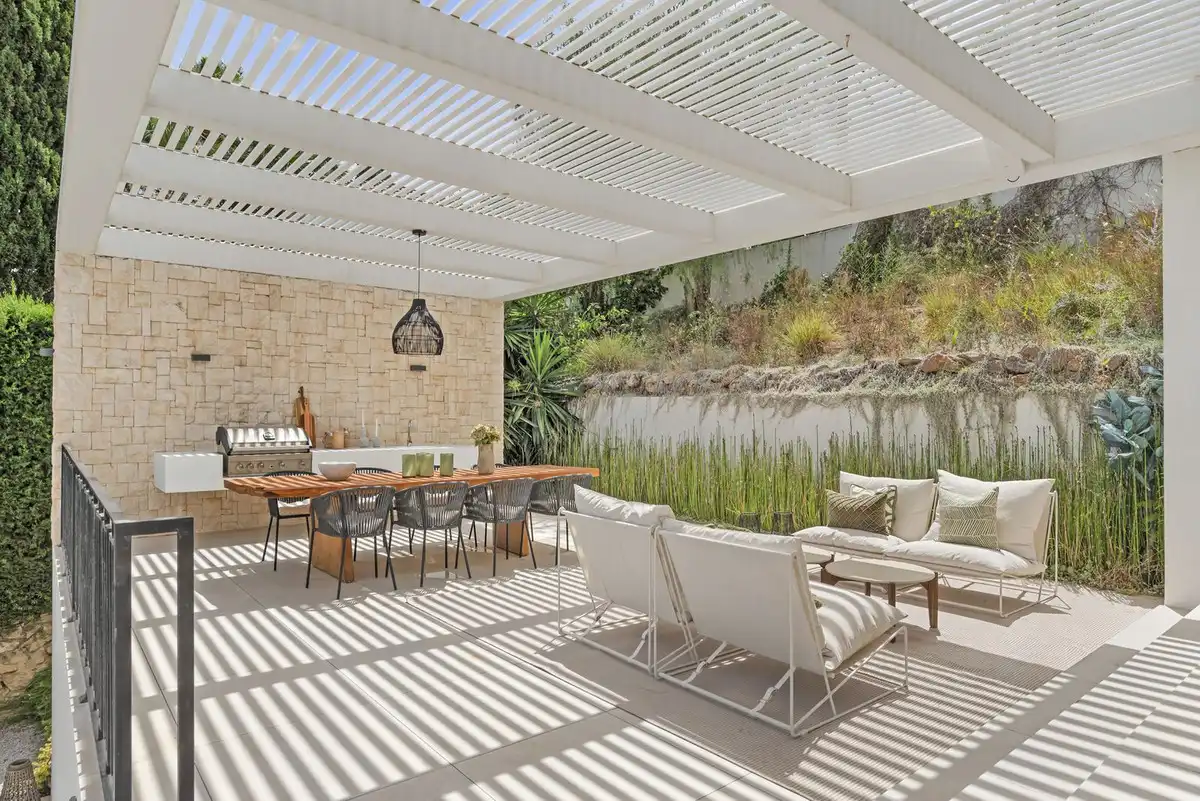 Terrace of Houses for sale in Nueva Andalucía