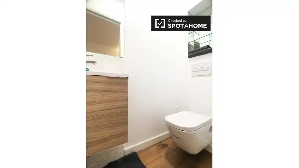 Habitación en Almenara -Ventilla