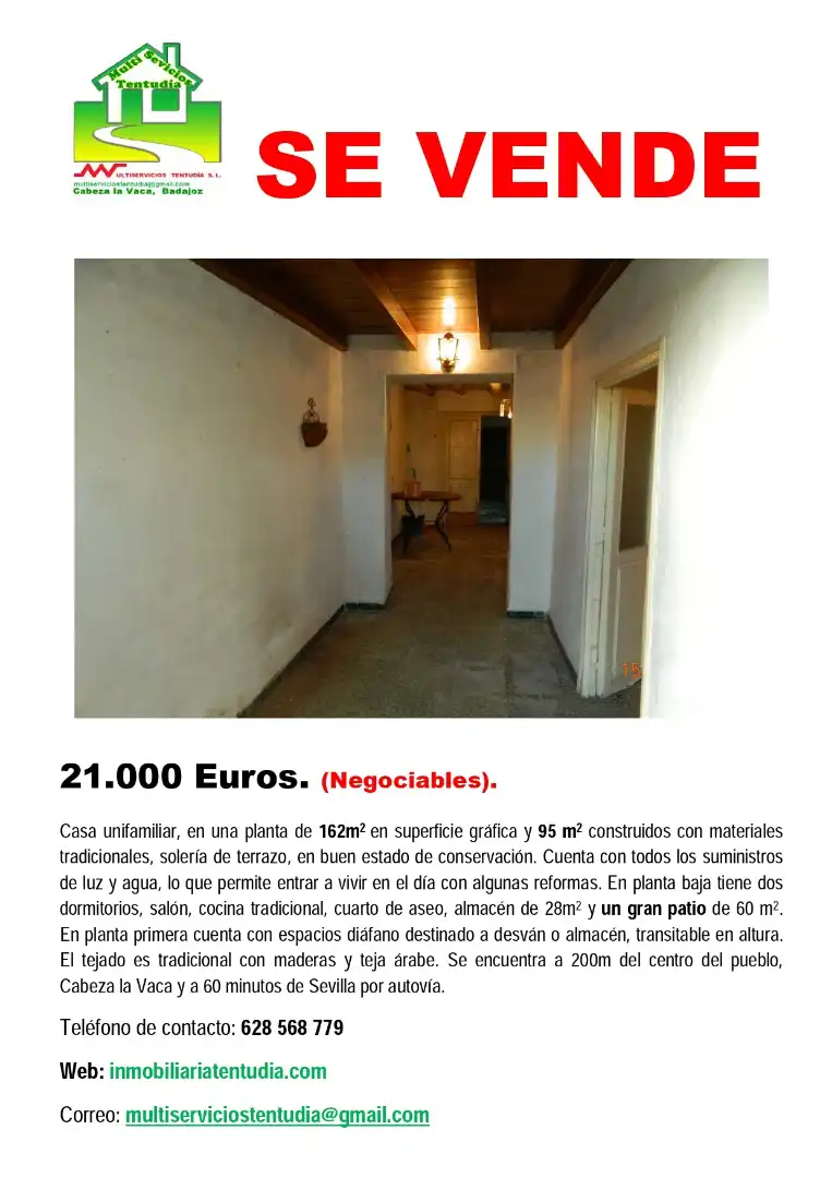 Maison mitoyenne avec jardin à vendre à Calle Reyes Huertas 15