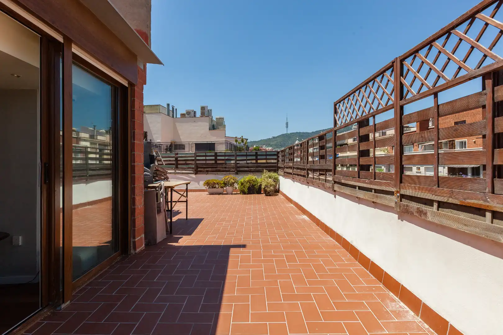Terrasse von Dachboden zum Verkauf in Barcelona mit Klimaanlage, Terrasse und Abstellraum