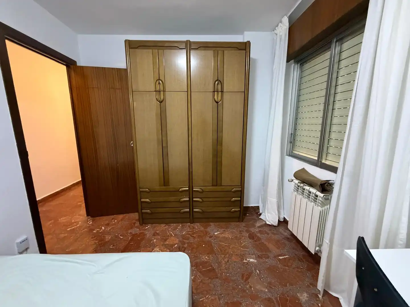 Habitación de Piso para compartir en Jaén con Aire acondicionado, Calefacción y Amueblado