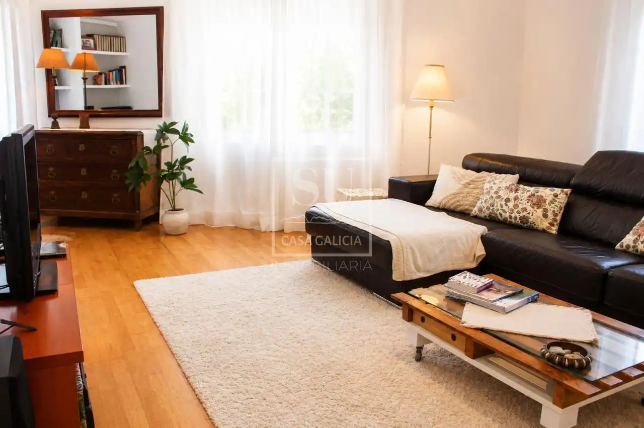 Sala de estar de Casa o chalet en venta en Gondomar con Calefacción, Jardín privado y Trastero