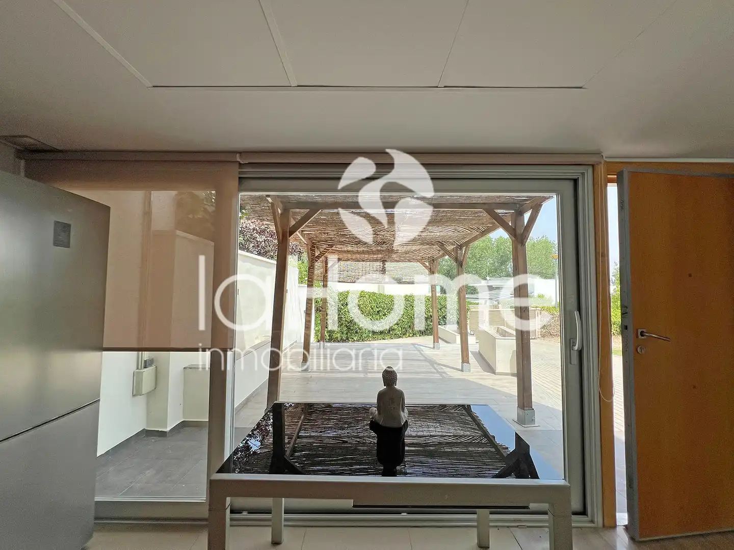 Terrassa de Casa adosada en venda en Chiva amb Aire condicionat, Calefacció i Jardí privat