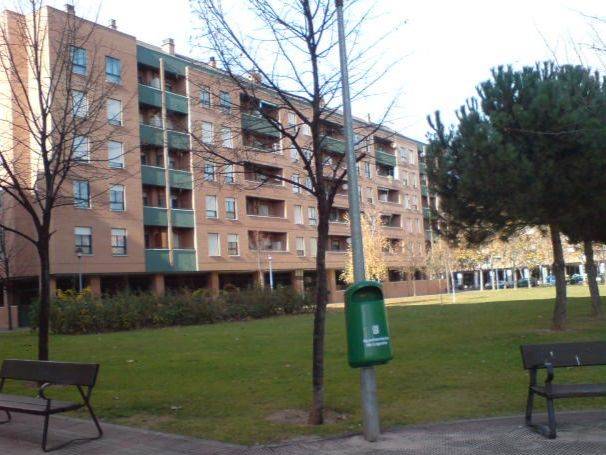 Local comercial en Venta en Plaza Juan Miró, 1 en San Adrián