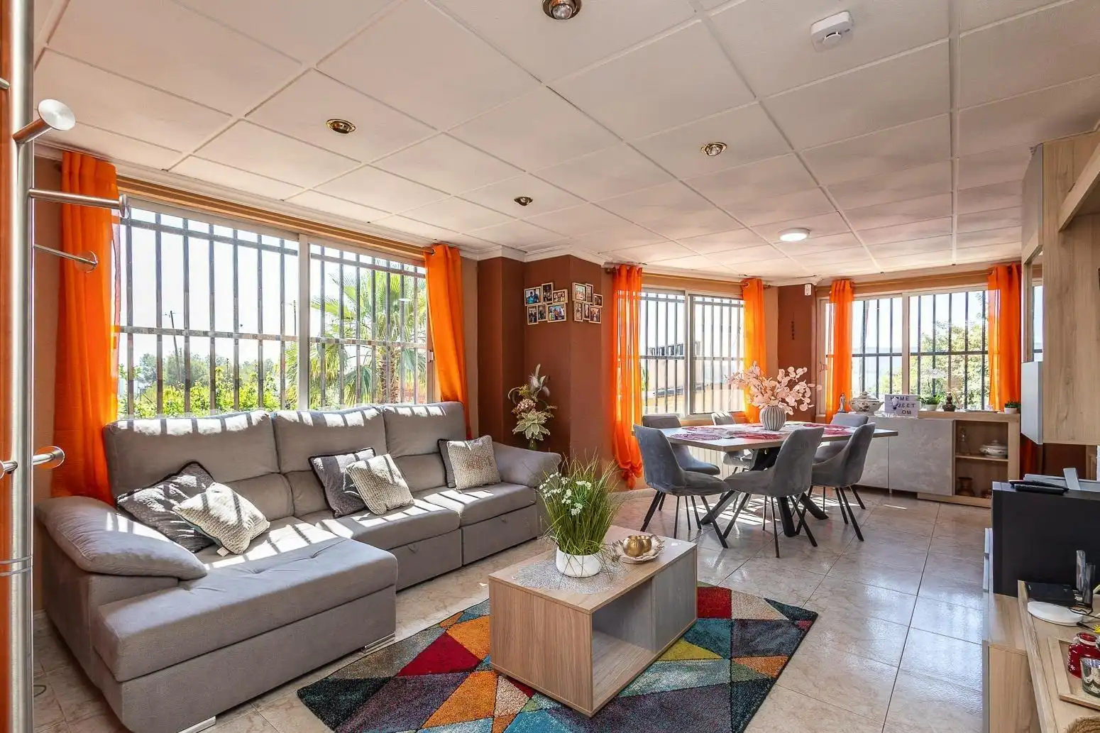 Sala d'estar de Casa o xalet en venda en Onda amb Aire condicionat, Calefacció i Jardí privat