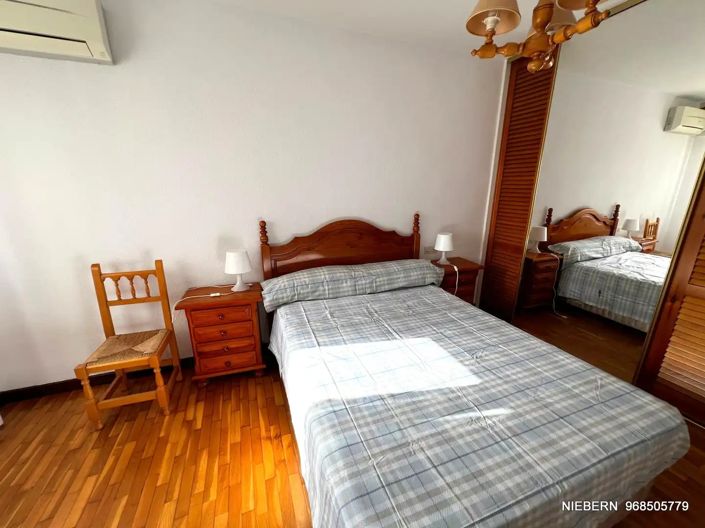 Appartamento con terrazza in affitto a Calle Doctor Luis Calandre 18, imagen 44