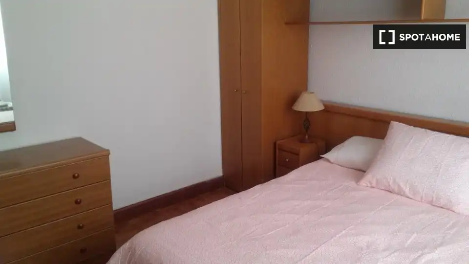 Room in 2º Ensanche