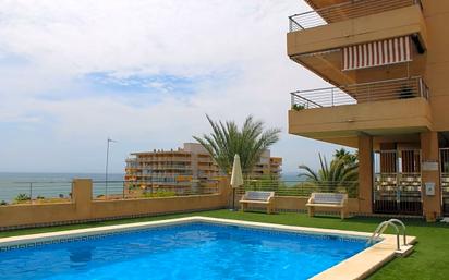 Piscina de Pis de lloguer en Santa Pola amb Terrassa