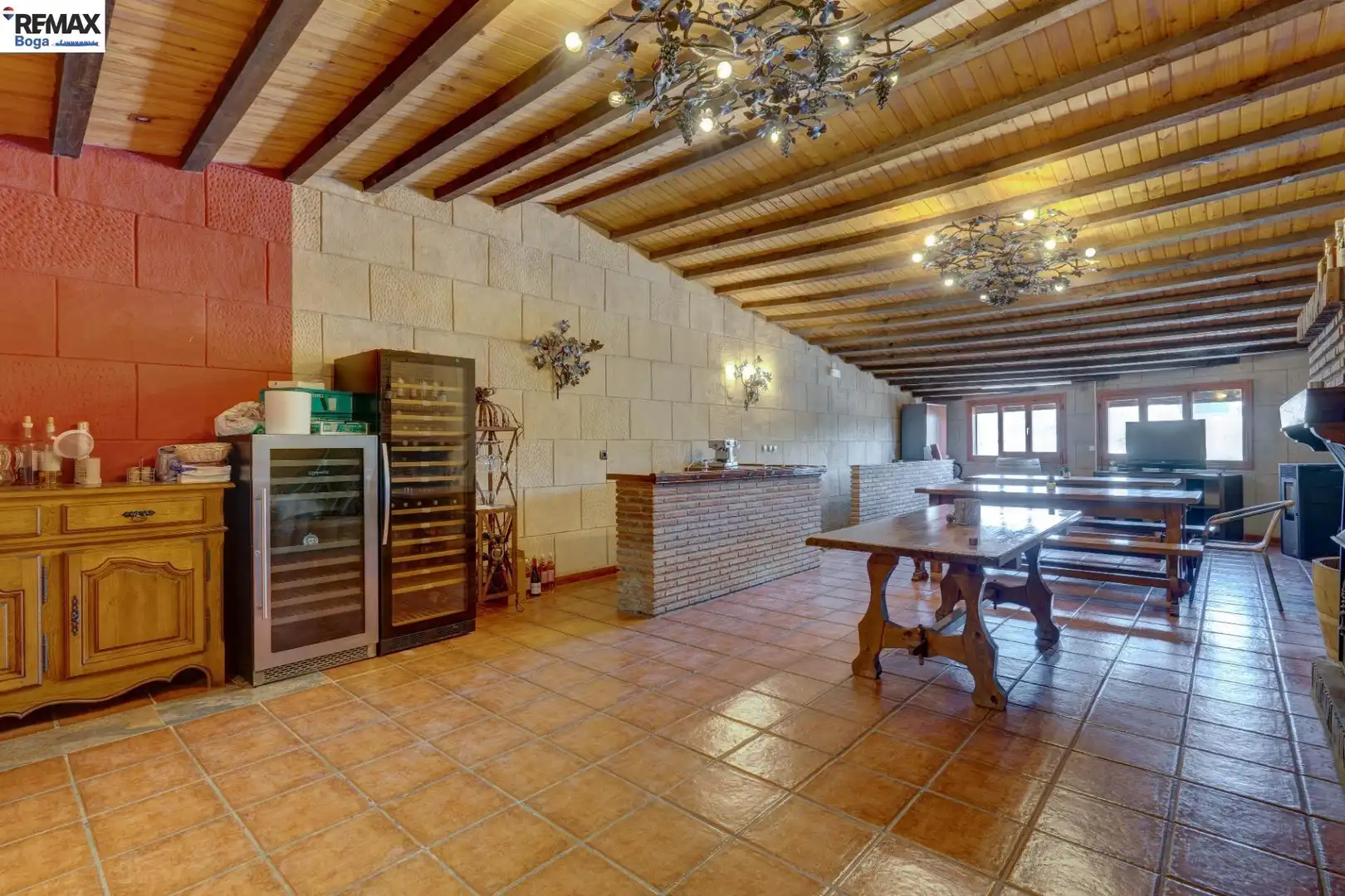 Commercial properties for sale in Cordovín  with Furnished