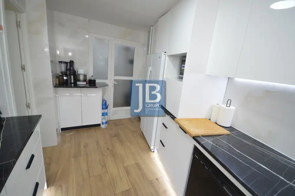 Kitchen of Flat for sale in Xàtiva  with Air Conditioner and Terrace