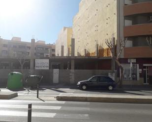 Vista exterior de Edifici en venda en Almazora / Almassora