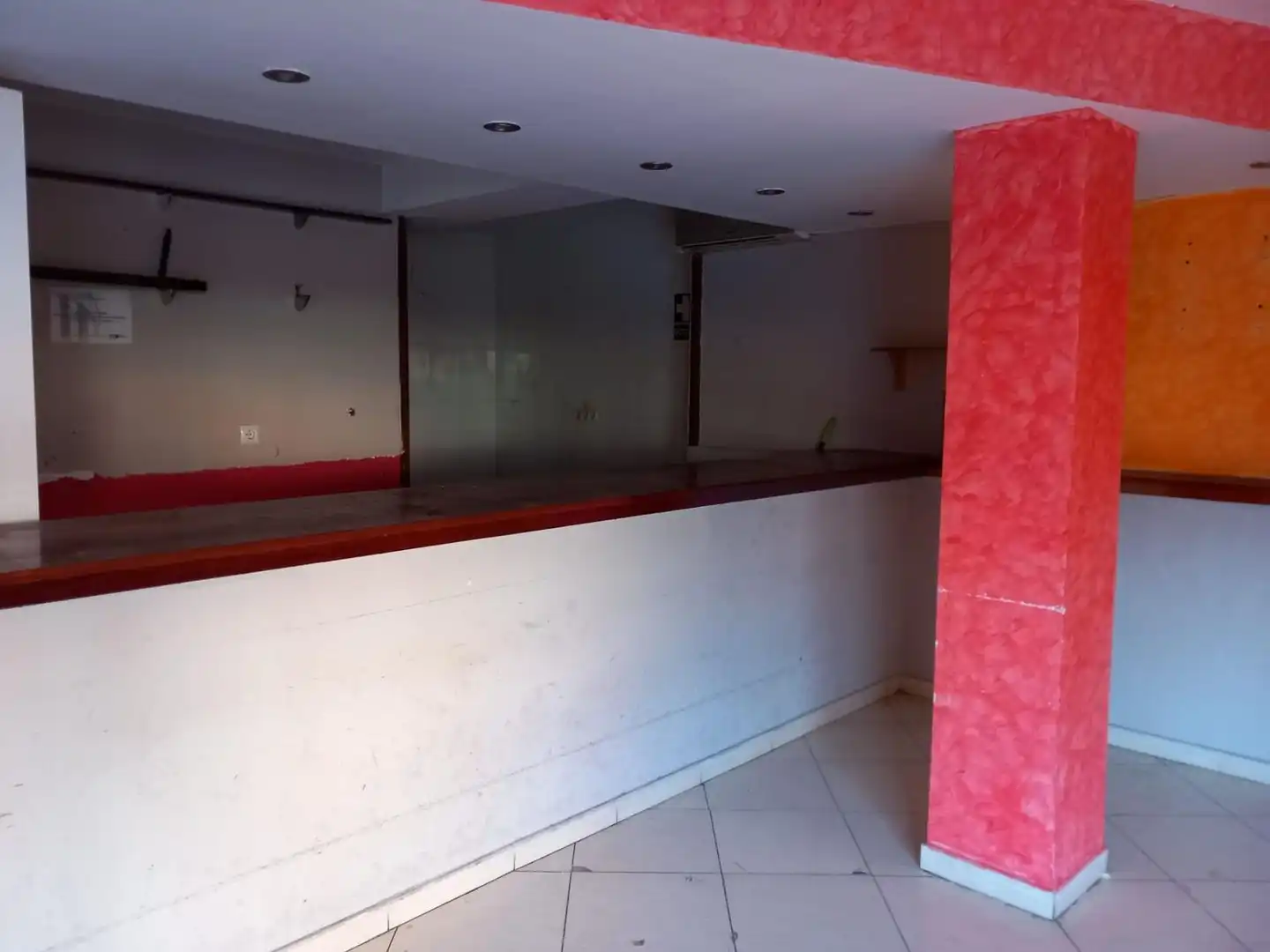 Local comercial en venta en Llevant, imagen 3