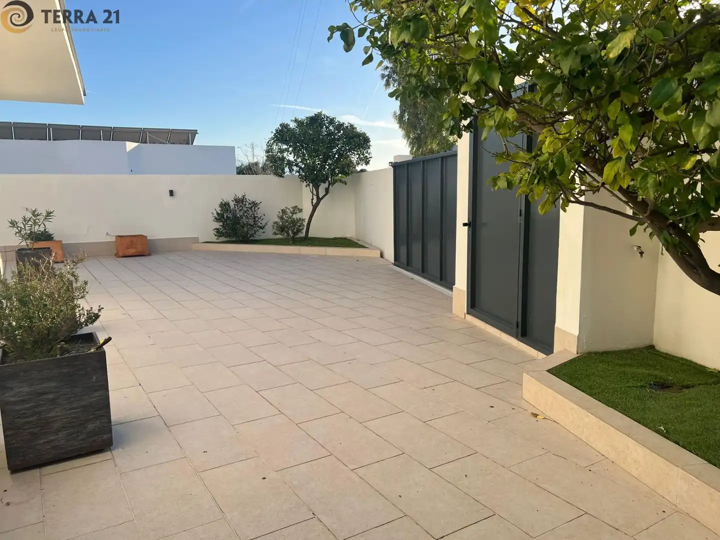 Terrace of Houses for sale in Jaén  with Air Conditioner, Private garden and Swimming Pool