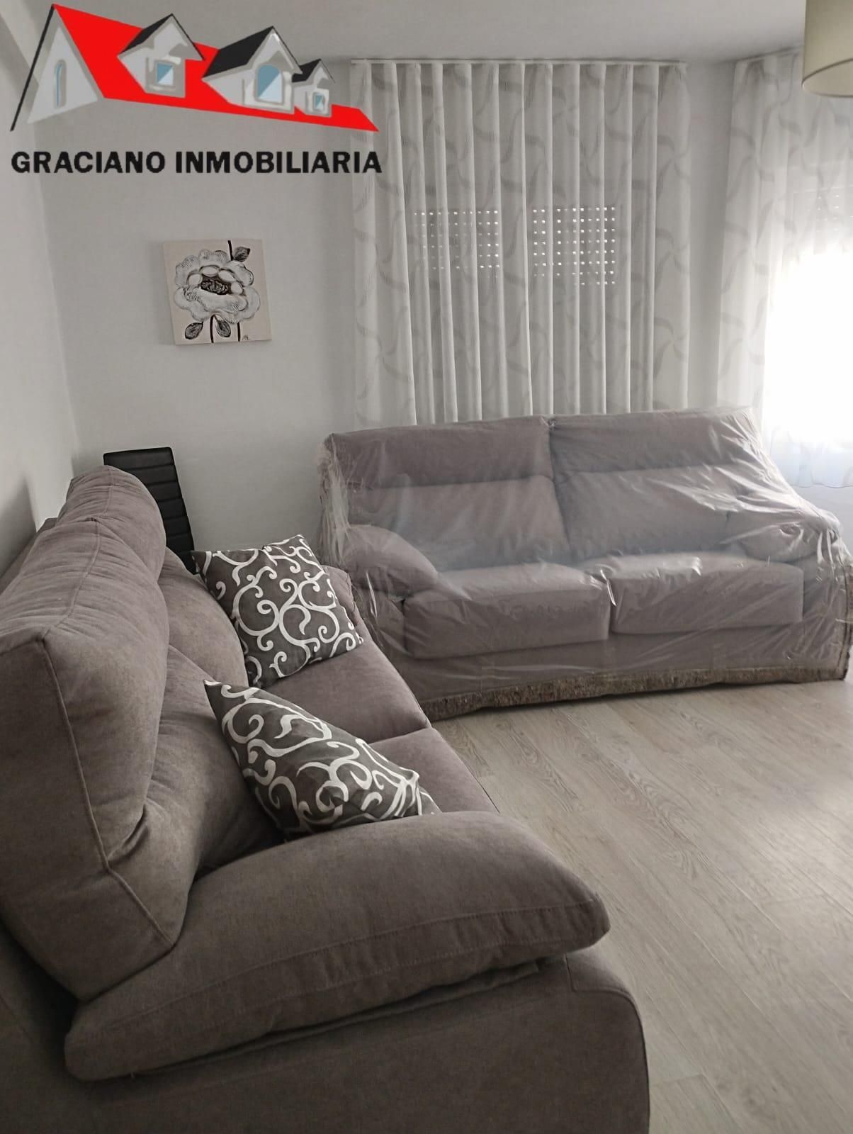 Living room of Flat to rent in  Albacete Capital  with Furnished