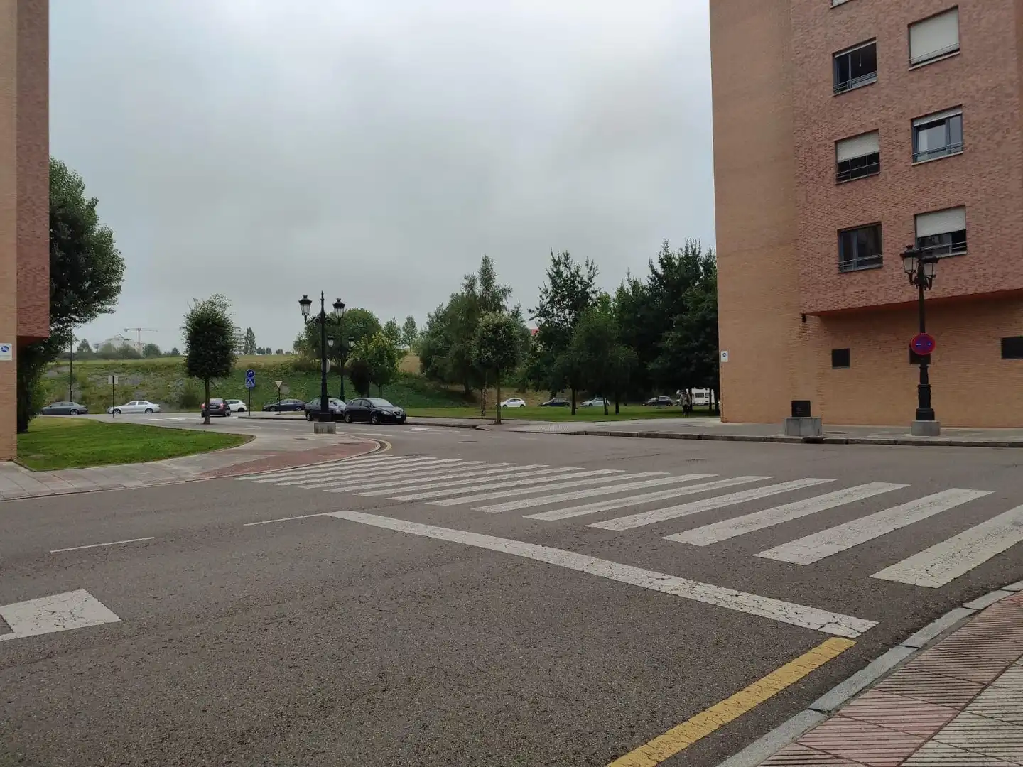 Estudio de alquiler en Calle Calle Daniel Moyano, Corredoría - La Carisa - Prado de La Vega