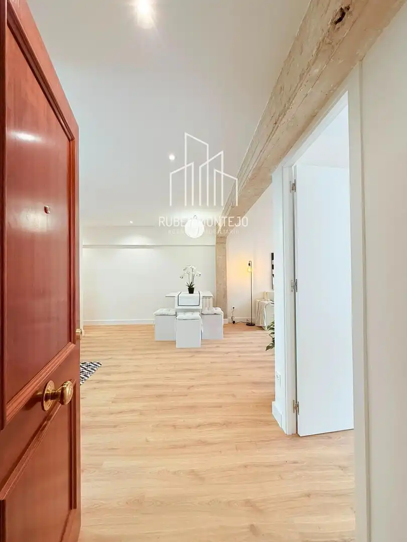 Piso en venta en Salamanca con Calefacción, Terraza y Balcón