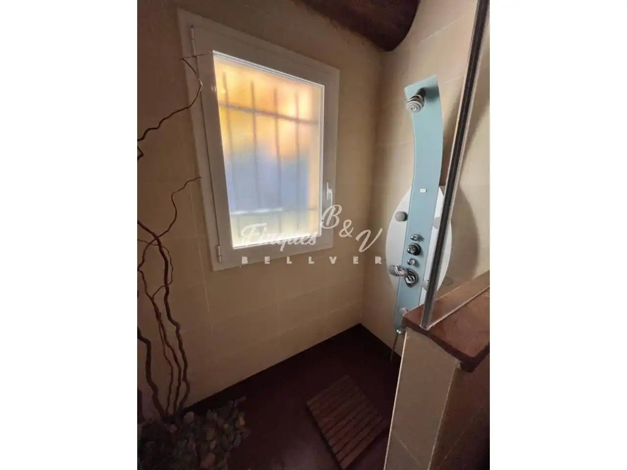 Bathroom of Houses for rent in Dorres  with Heating, Private garden and Parquet flooring