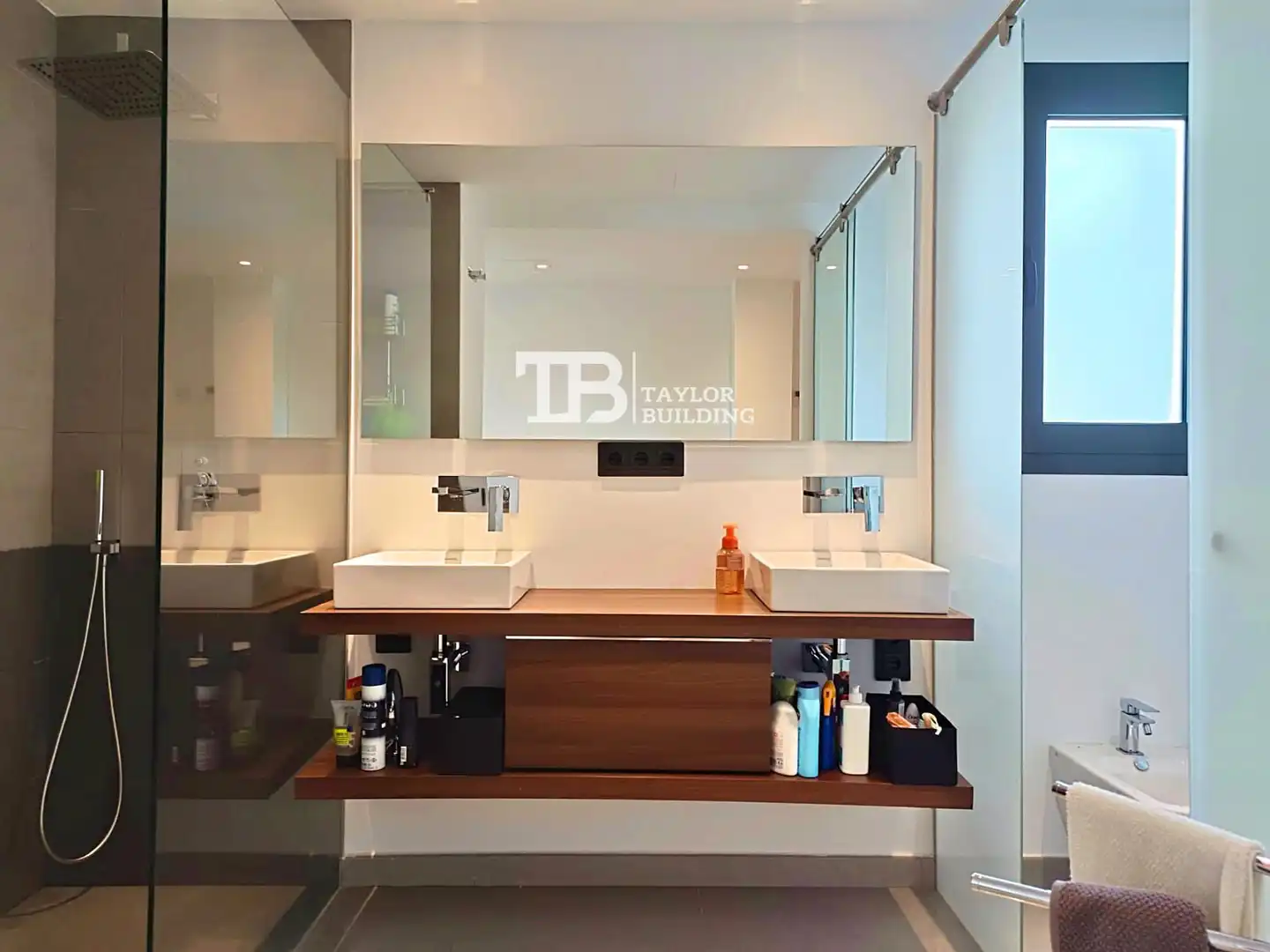 Bathroom of Houses for sale in Calvià  with Air Conditioner, Heating and Terrace