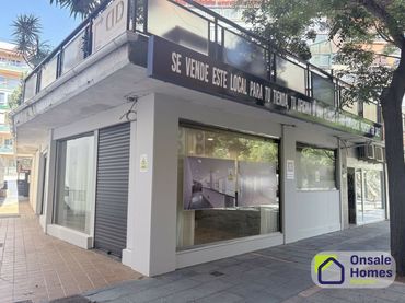 Locale commerciale in vendita a Avenida Ricardo Soriano