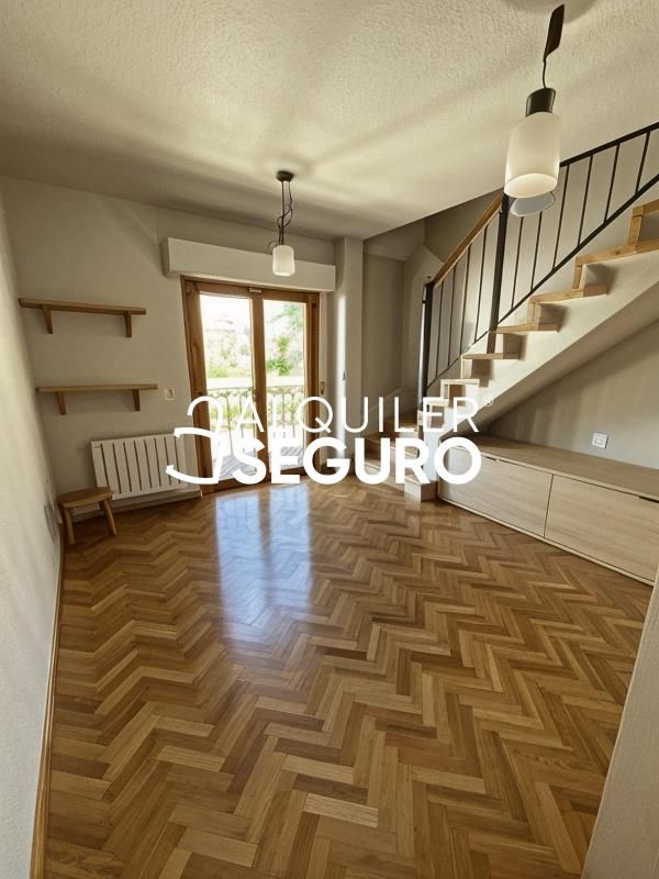 Dormitori de Pis de lloguer en  Madrid Capital amb Calefacció i Moblat