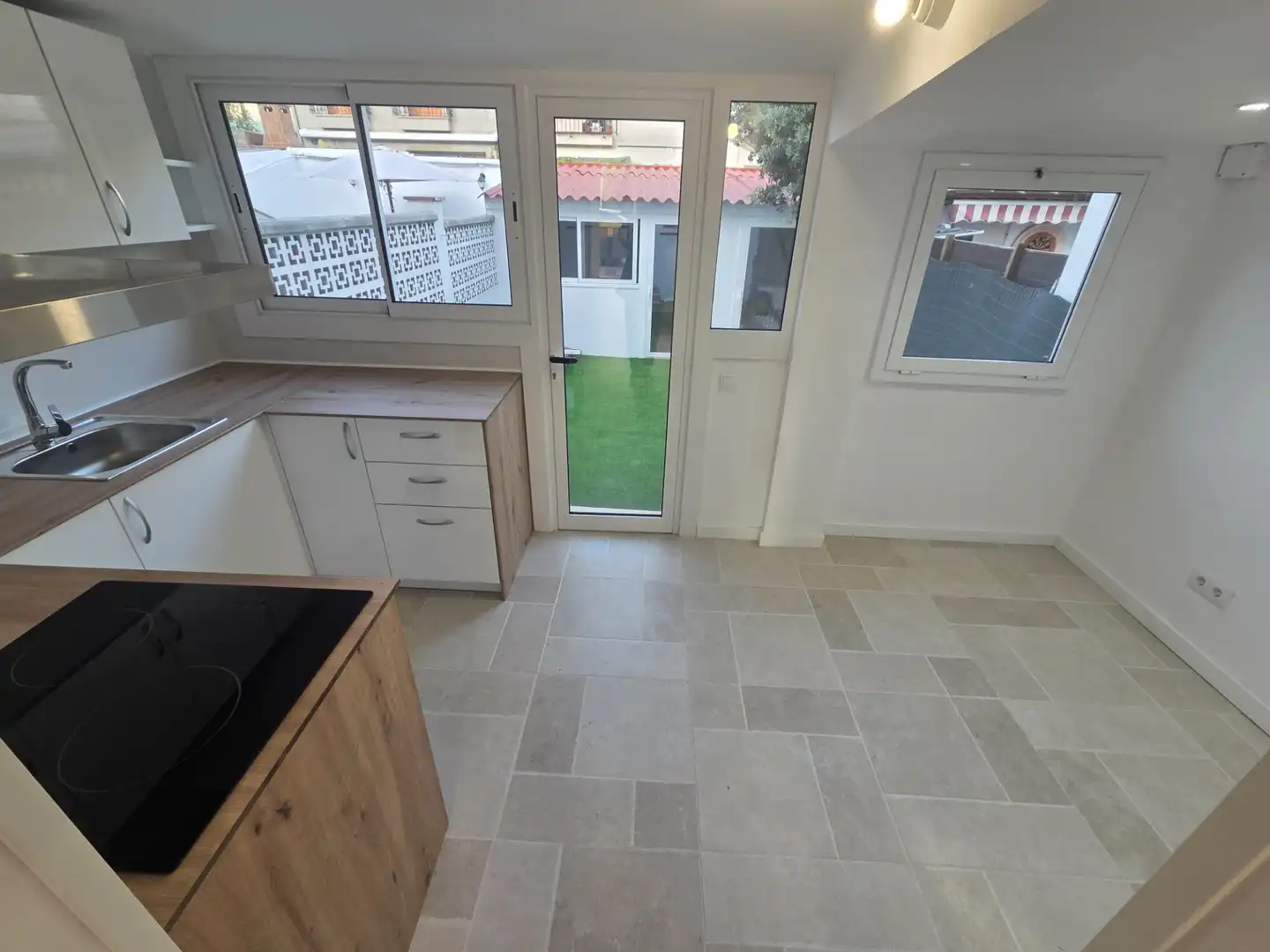 Cocina de Casa o chalet en venta en El Masnou con Parquet, Trastero y Horno