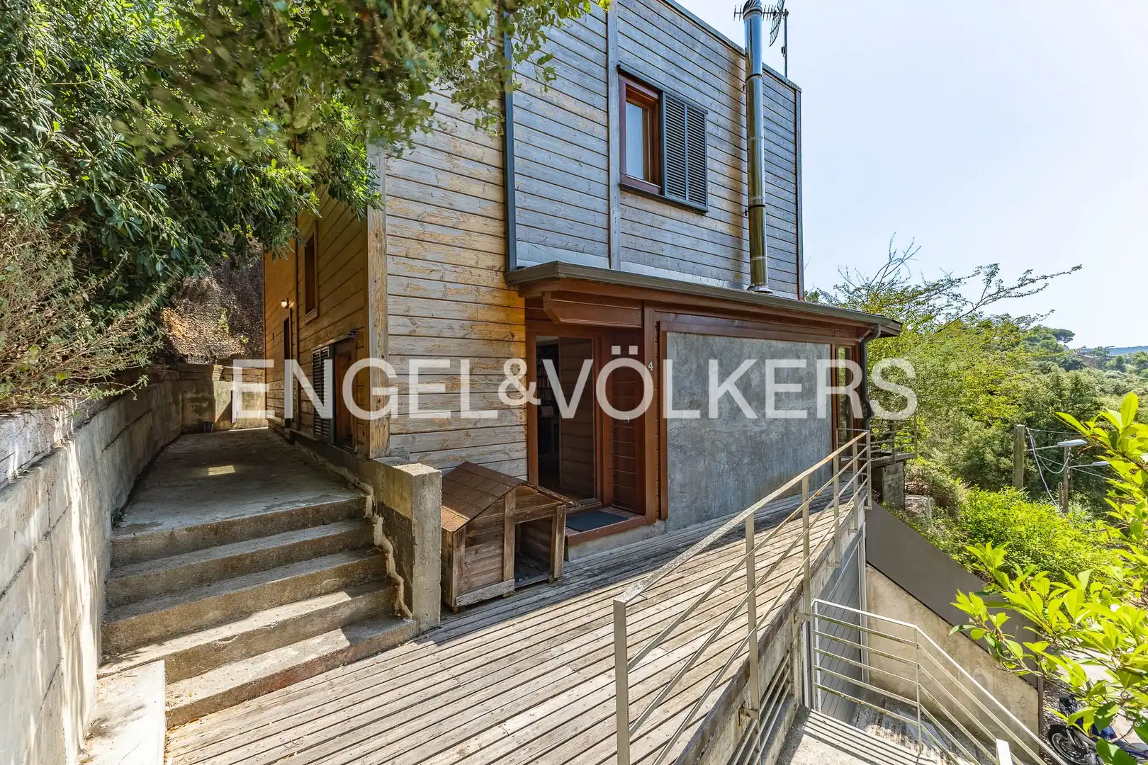 Vista exterior de Casa o chalet en venta en Barcelona con Calefacción, Jardín privado y Parquet