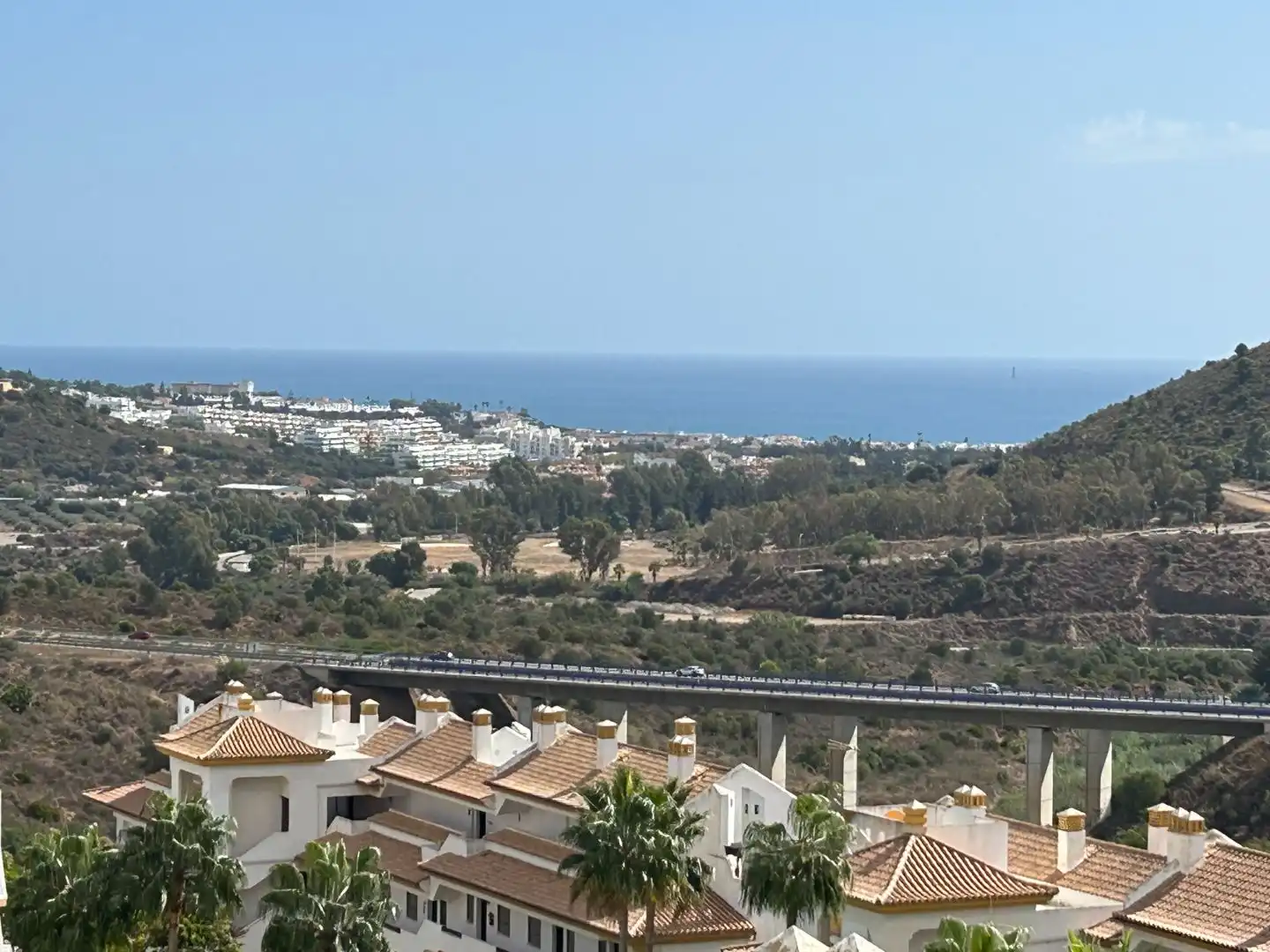 Vista exterior de Piso de alquiler en Mijas con Aire acondicionado y Terraza