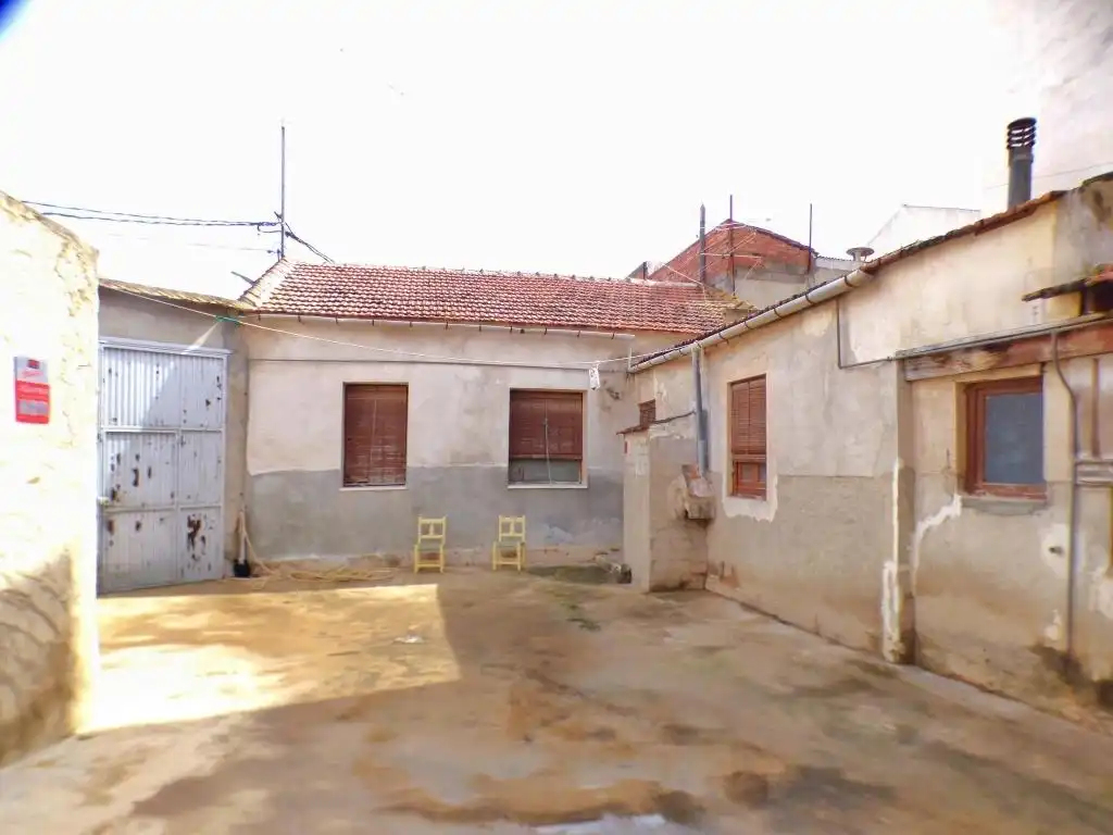 Vista exterior de Finca rústica en venda en Granja de Rocamora amb Jardí privat, Terrassa i Traster