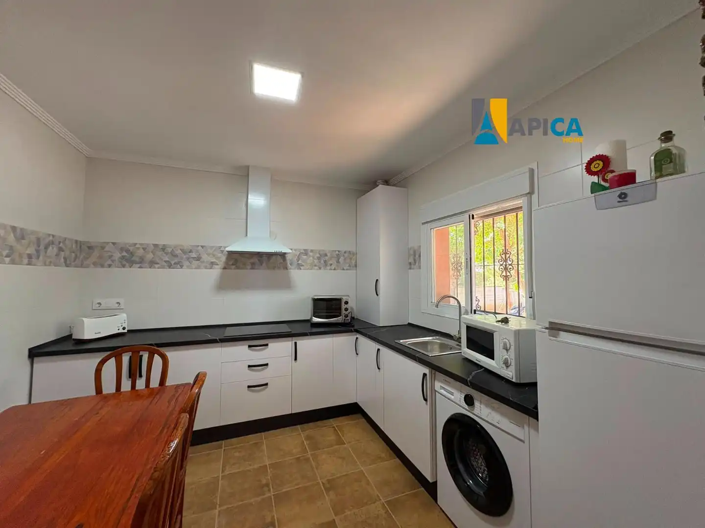 Küche von Haus oder Chalet zum Verkauf in Chiclana de la Frontera mit Terrasse, Abstellraum und Möbliert