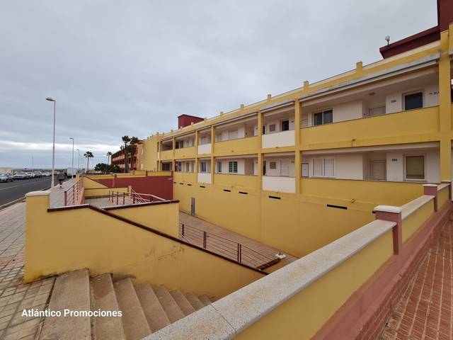 Local comercial en Venta en Los Pedruscos en Parque Holandés