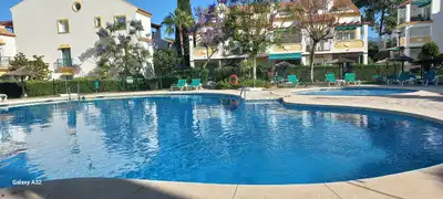 Piscina de Àtic en venda en Marbella amb Aire condicionat, Calefacció i Terrassa