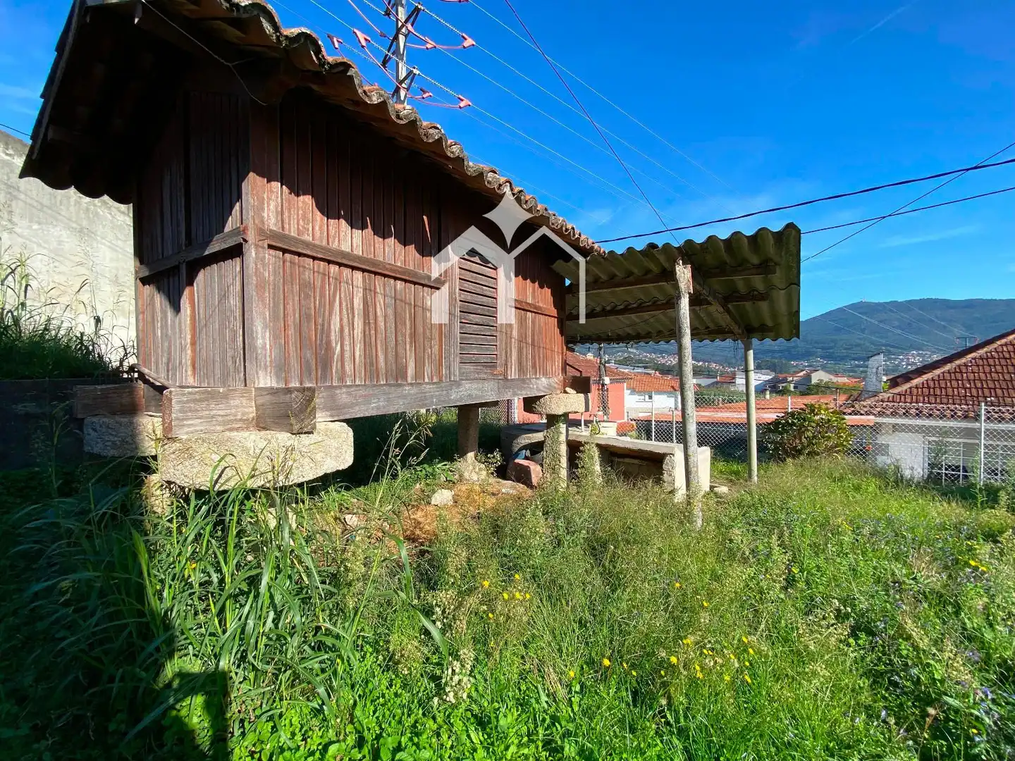 Vista exterior de Casa o xalet en venda en Moaña amb Traster i Moblat