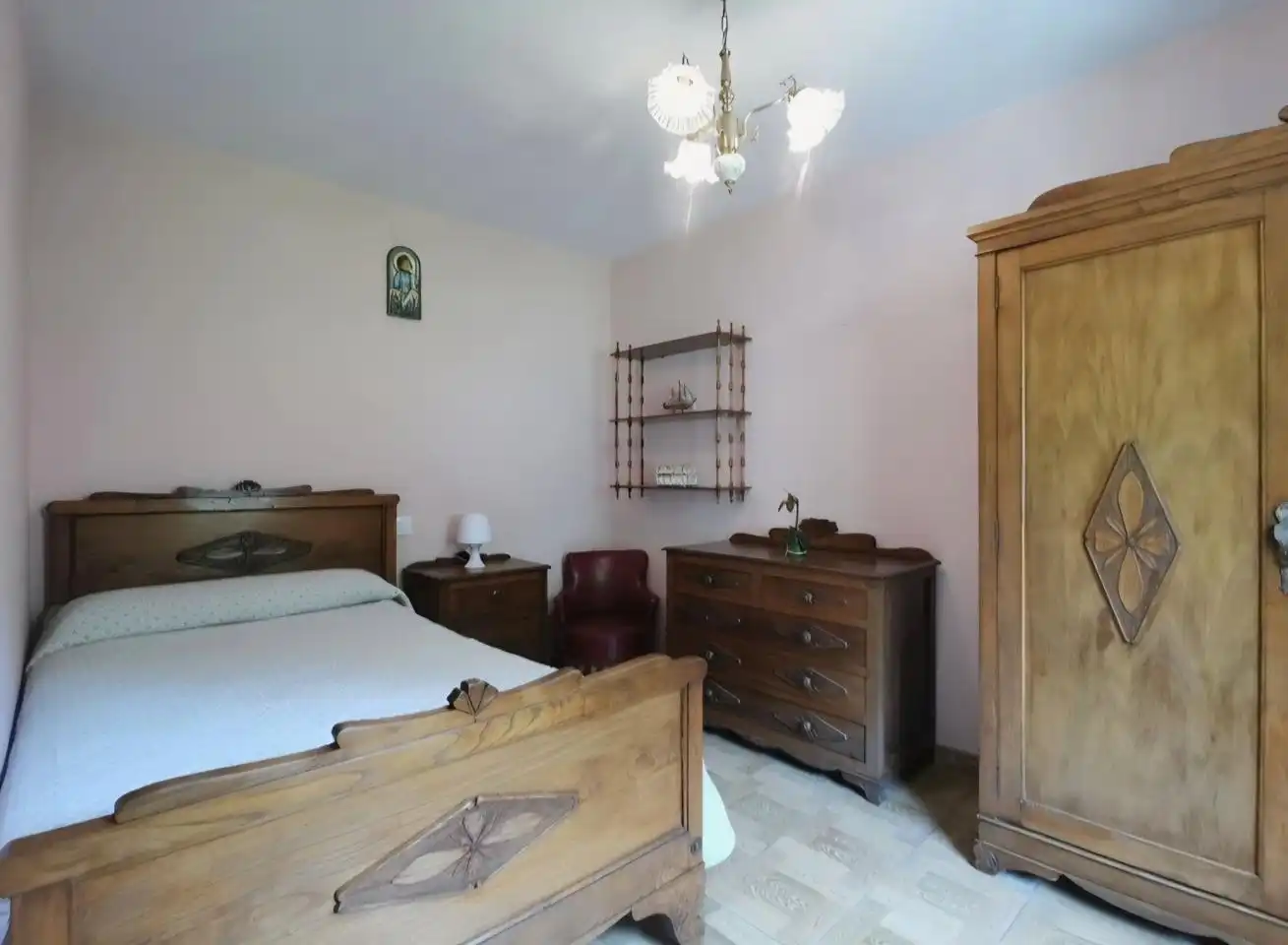 Schlafzimmer von Haus oder Chalet zum Verkauf in Quirós mit Heizung und Privatgarten