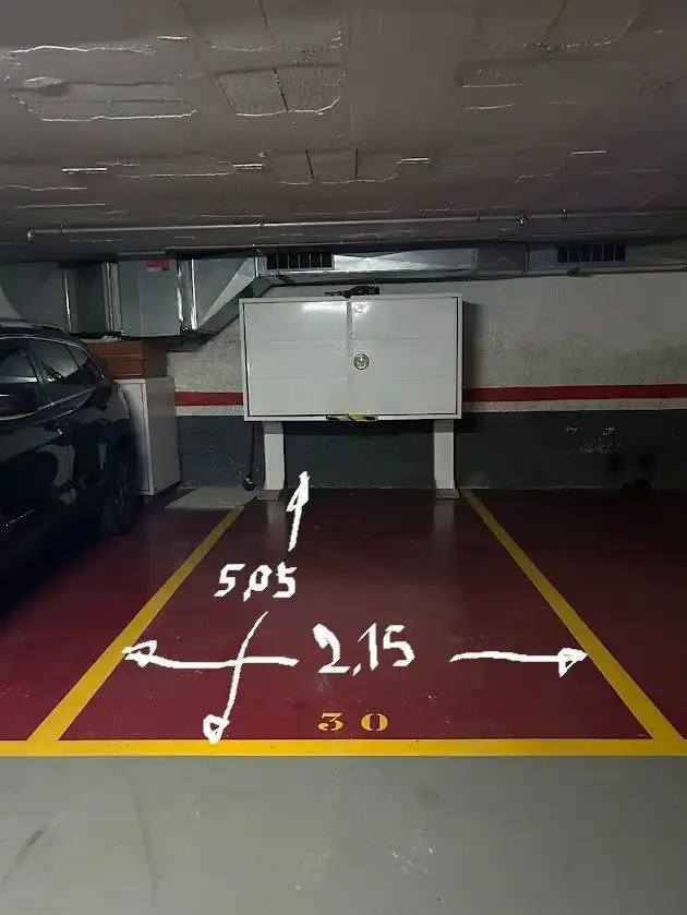 Parkplatz von Garage zum Verkauf in Barcelona